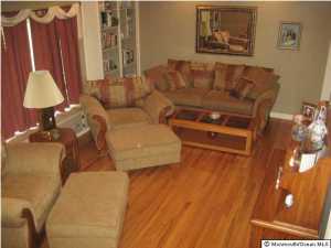12 Ned Dr, Matawan, NJ 07747 photo 3