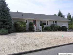 3 Commodore Dr, Brick, NJ 08723 photo 1