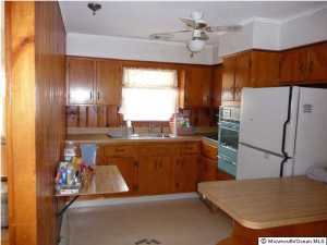 626 Fairview Ln, Forked River, NJ 08731 photo 2