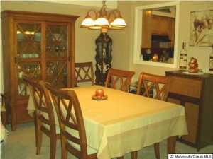 13 Coventry Ct, Brick, NJ 08724 photo 3