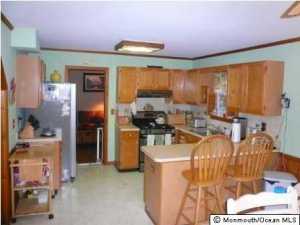 7 Red Maple Dr, Brick, NJ 08724 photo 3