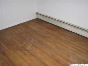 10 E Jack St, Hazlet, NJ 07730 photo 3