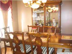 7 Iris Ct, Howell, NJ 07731 photo 3