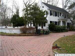 12 Edgemere Dr, Matawan, NJ 07747 photo 3