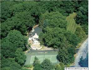 12 Edgemere Dr, Matawan, NJ 07747 photo 1