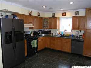 428 Windsor St, Forked River, NJ 08731 photo 3