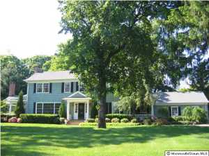9 Maplecrest Ln, Colts Neck, NJ 07722 photo 2