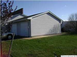 47 Sutton Dr, Brick, NJ 08724 photo 2