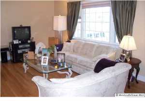 2 7th St, Aberdeen, NJ 07747 photo 2
