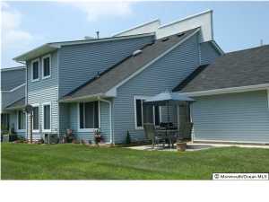 35 Sutton Dr, Brick, NJ 08724 photo 2