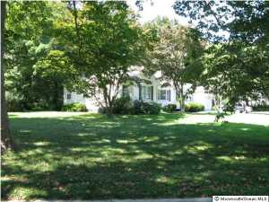 13 Blossom Rd, Rumson, NJ 07760 photo 2