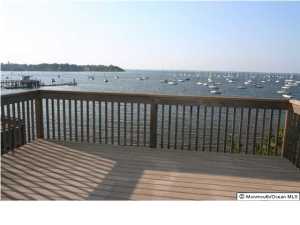 67 E Front St, Keyport, NJ 07735 photo 3