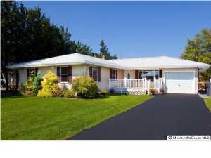 44 E Lagoona Dr, Brick, NJ 08723 photo 1