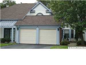 39 Rawson Cir, Ocean, NJ 07712 photo 1
