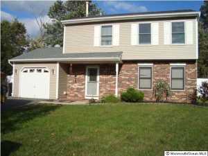 10 Deck Ct, Howell, NJ 07731 photo 2