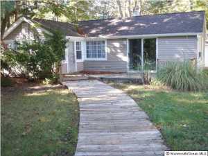 352 Arrowhead Dr, Brick, NJ 08724 photo 1