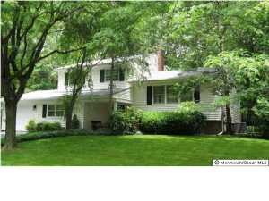 16 Daniel Dr, Matawan, NJ 07747 photo 1