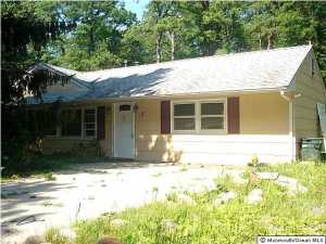 3 Colts Neck Dr, Waretown, NJ 08758 photo 1