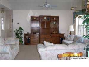 13 Tudor Ct, Jackson, NJ 08527 photo 3