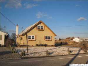 1000 Capstan Dr, Forked River, NJ 08731 photo 2