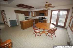 725 Howell Dr, Brielle, NJ 08730 photo 3