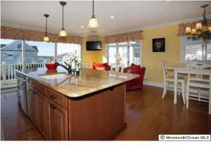 610 Ocean Ave, Sea Bright, NJ 07760 photo 3