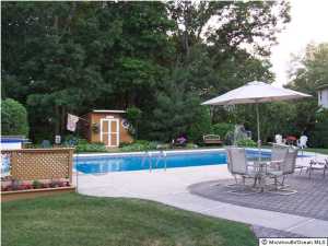 30 Pepperridge Rd, Howell, NJ 07731 photo 2