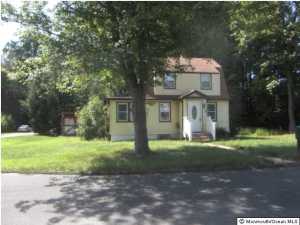 37 Marshall St, Middletown, NJ 07748 photo 1