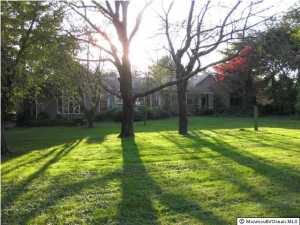 21 Oakes Rd, Rumson, NJ 07760 photo 3