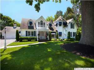 834 Riverview Dr, Brielle, NJ 08730 photo 1