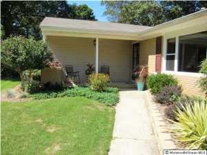 559 Bethany Ln, Brick, NJ 08723 photo 2