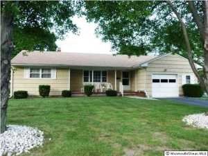 11 Overhill Rd, Matawan, NJ 07747 photo 1