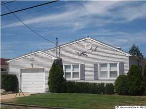 709 Drum Point Rd, Brick, NJ 08723 photo 1