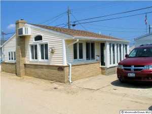 32 E Marlin Way, Lavallette, NJ 08735 photo 1