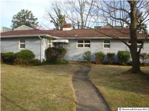 704 Evergreen Ave, Brielle, NJ 08730 photo 1