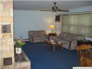 704 Evergreen Ave, Brielle, NJ 08730 photo 3