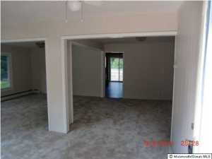 112 Willow Dr, Jackson, NJ 08527 photo 3