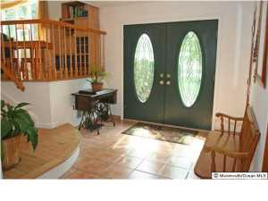 206 Cherry Tree Ln, Middletown, NJ 07748 photo 2