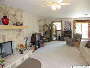 91 Johnson Ln, Jackson, NJ 08527 photo 3