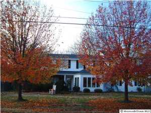 7 Arthur Pl, Middletown, NJ 07748 photo 1