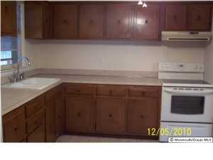 582 Oak Tree Ln, Jackson, NJ 08527 photo 3