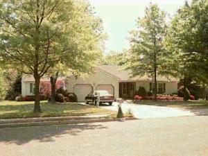47 Chapman Ter, Middletown, NJ 07748 photo 1