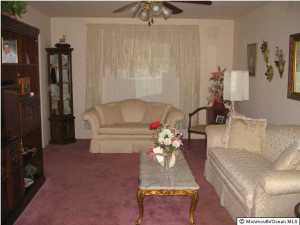 2 Spenser Ct, Brick, NJ 08724 photo 3