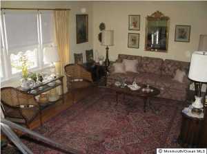 3 Mohawk Dr, Matawan, NJ 07747 photo 3
