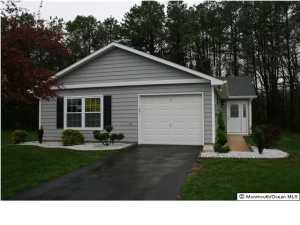 7 Cascade Ct, Brick, NJ 08724 photo 1