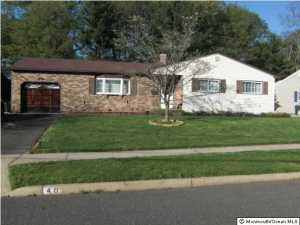 40 Danemar Dr, Matawan, NJ 07747 photo 1