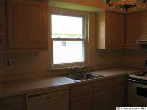 7 Brenner Ct, Brick, NJ 08724 photo 3