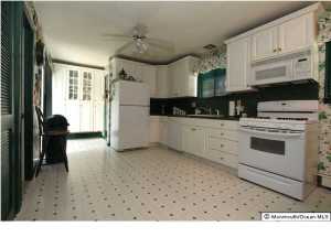 621 Cedarcrest Dr, Brielle, NJ 08730 photo 2