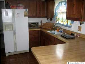 14 Oneida Ave, Waretown, NJ 08758 photo 2