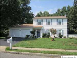 8 Cherry Bend Dr, Howell, NJ 07731 photo 1